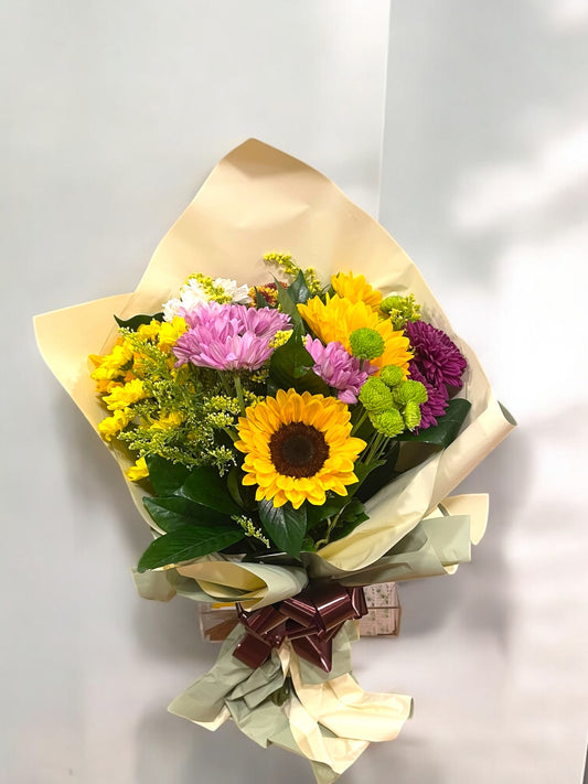 Buquê de Flores do Campo com Girassol – Alegre e Vibrante