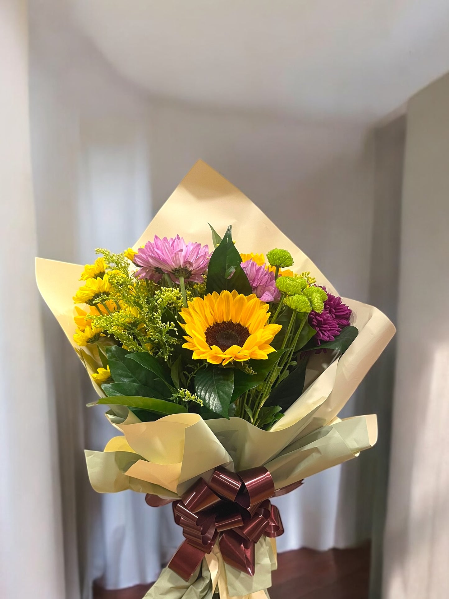 Buquê de Flores do Campo com Girassol – Alegre e Vibrante