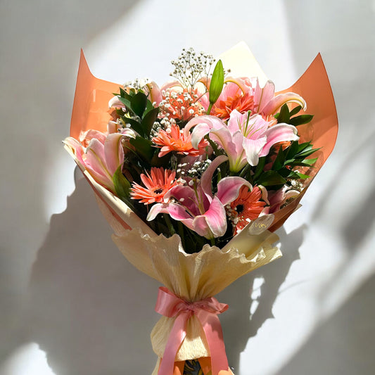 Buquê de Lírios e Gérberas - Beleza Delicada para Qualquer Ocasião