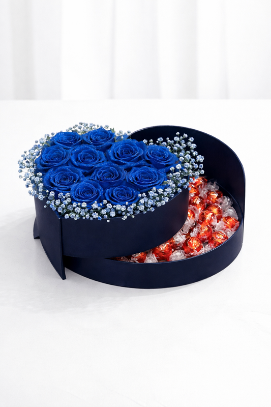 Coração Azul Luxo com Rosas Colombianas e Lindt – ENROSE