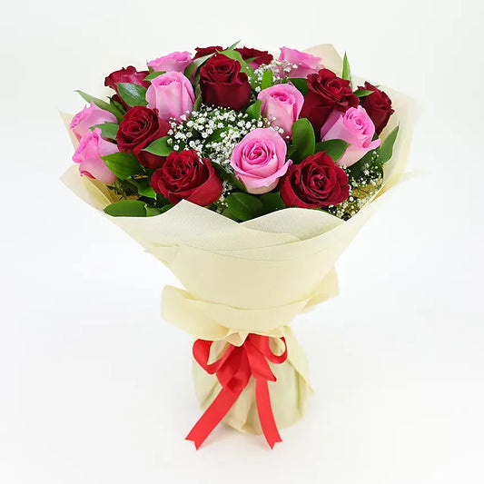 Exclusive: Bouquet of 18 red and pink roses