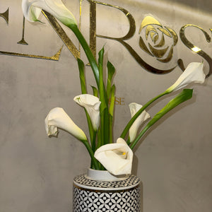 Copo-de-Leite com Vaso de Porcelana