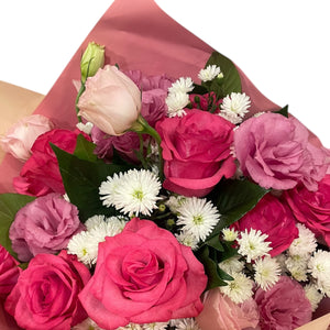 Buquê Rosa Elegante com Rosas, Lisianthus e Áster | ENROSE São Paulo