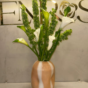 Arranjo Elegante com Flores Naturais e Vaso Exclusivo