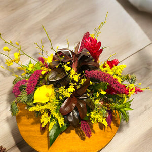 Natural Christmas Centerpiece