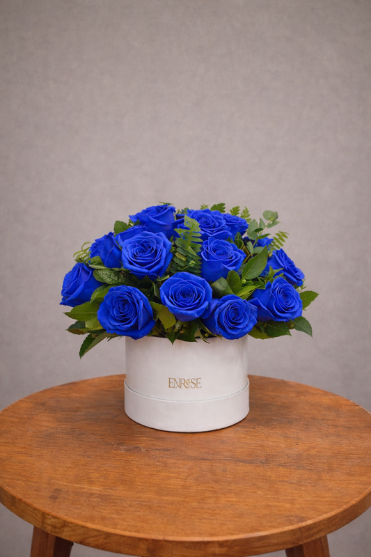 Caixa Azul Royal – 25 Rosas Azuis