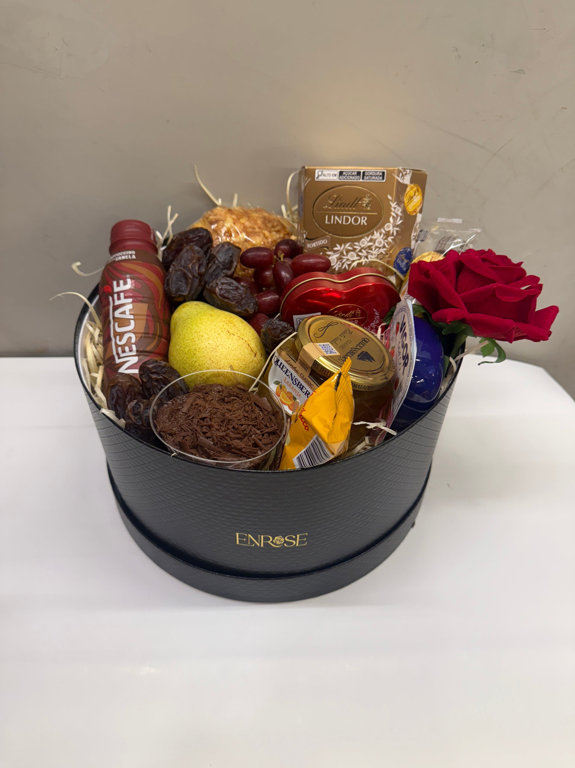 Cesta de Café da Manhã Black Elegance ENROSE