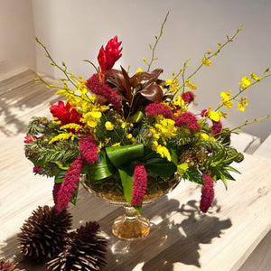Natural Christmas Centerpiece