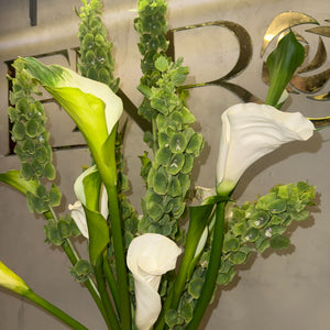 Arranjo Elegante com Flores Naturais e Vaso Exclusivo