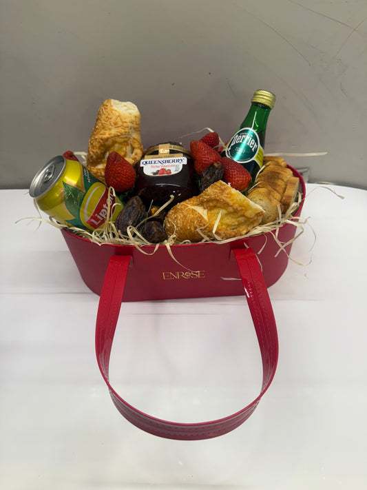 Cesta de Café da Manhã Luxo Vermelha ENROSE