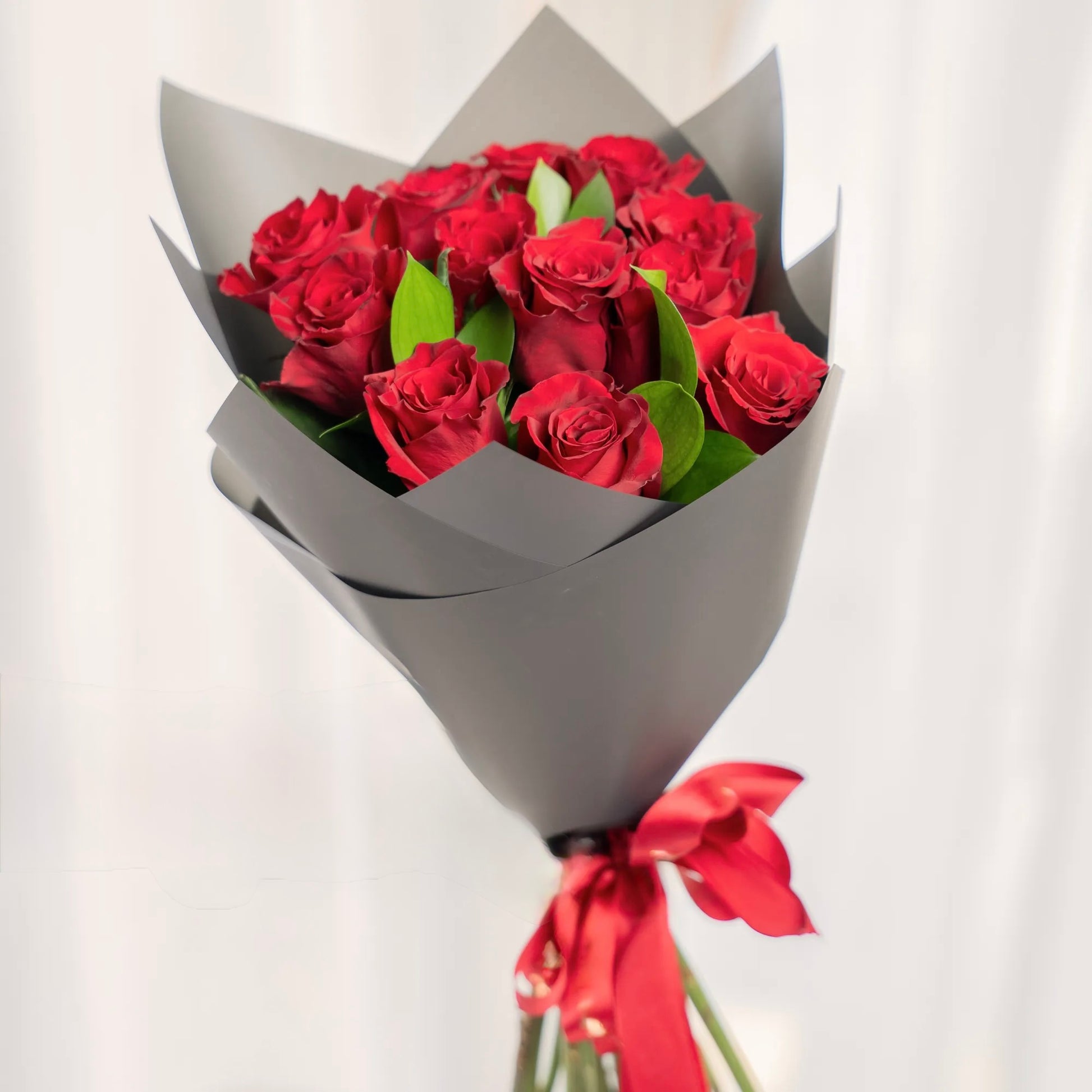 Buquê de 12 Rosas Vermelhas