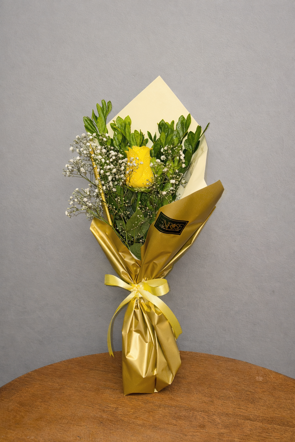 Buquê de Rosa com uma flor