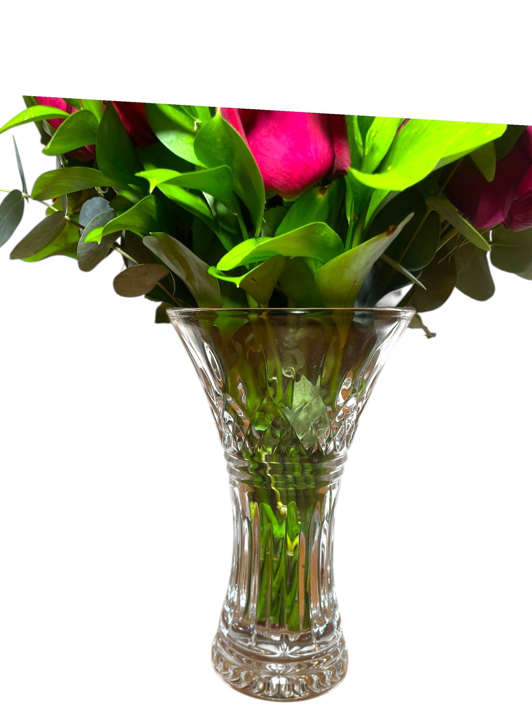 Buquê Luxuoso com 24 Rosas Vermelhas Naturais e Eucalipto no Vaso de Vidro