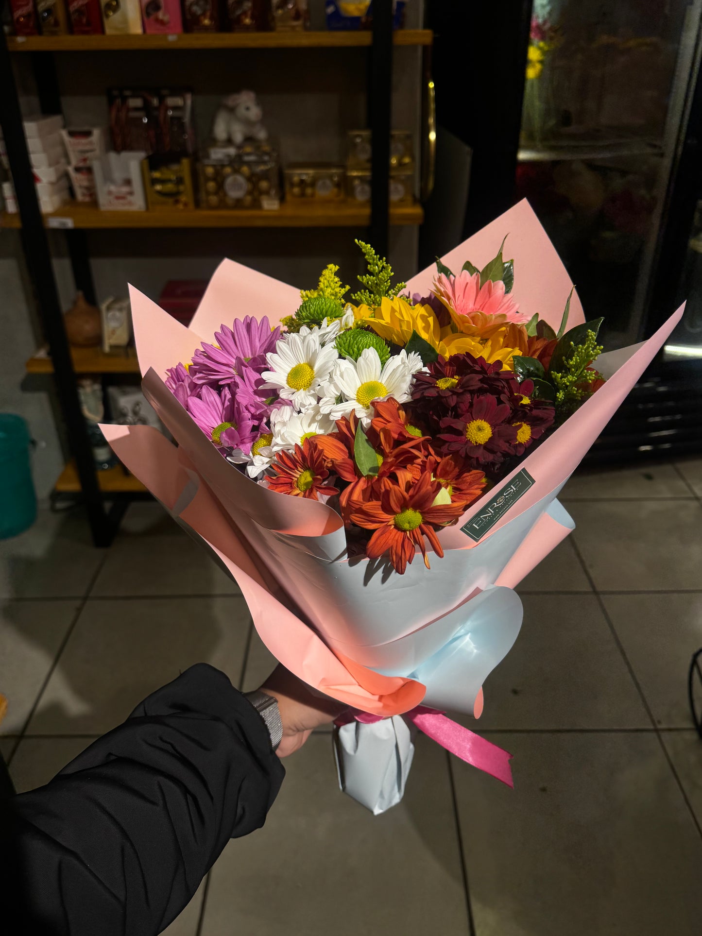 Buquê com Girassóis e Flores do Campo – Estilo Moderno