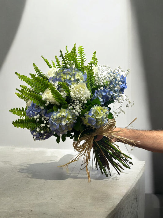 Liang Elegant Bouquet