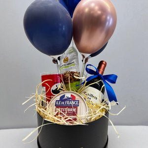 Exclusive Gift for Dad – Luxurious Box with Casillero del Diablo Wine and Gourmet Delights