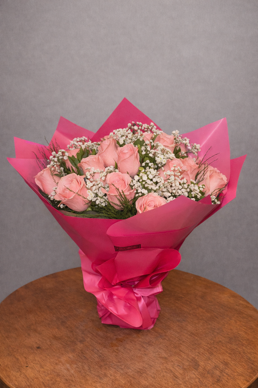 Buquê Beleza em Flor com 24 Rosas