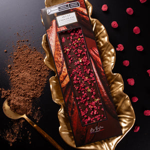 Chocolate artesanal 82G do chef francês Orphée com framboesas e ouro 24K – uma joia gourmet