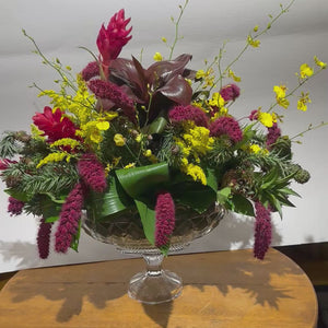 Natural Christmas Centerpiece
