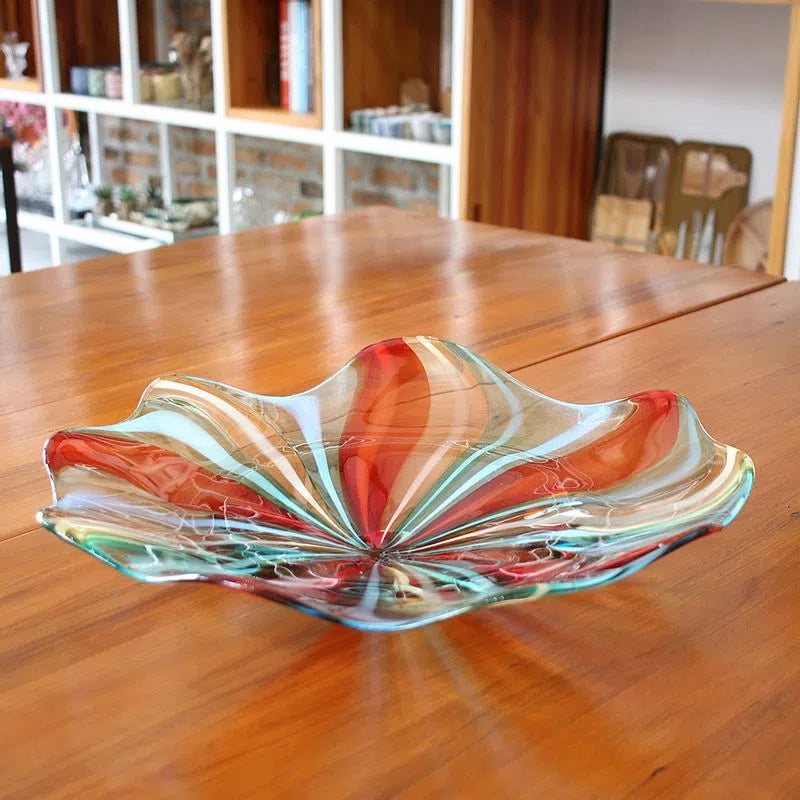 TABLE CENTER WITH COLORED STICKS