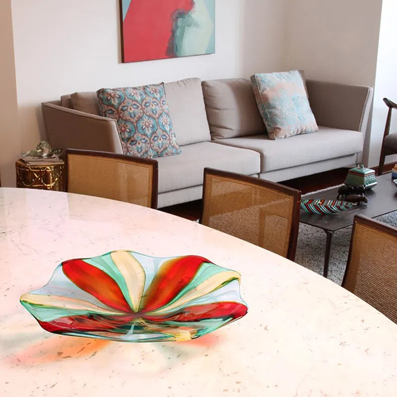 TABLE CENTER WITH COLORED STICKS