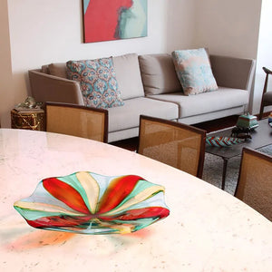 TABLE CENTER WITH COLORED STICKS